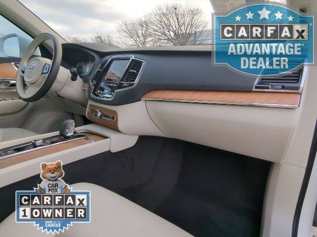 2022 Volvo XC90 Recharge T8 Inscription Expression 7P