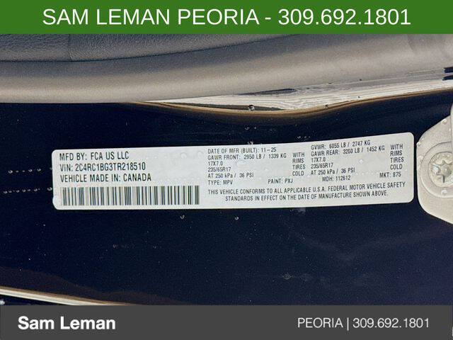 2026 Chrysler Pacifica Select