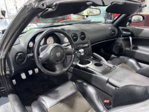 2004 Dodge Viper SRT-10