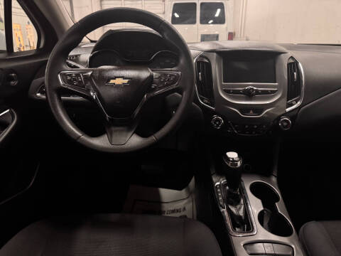 2018 Chevrolet Cruze LT Auto