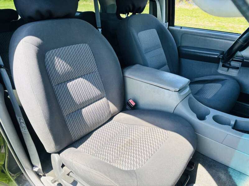 2003 Ford Explorer Sport XLS