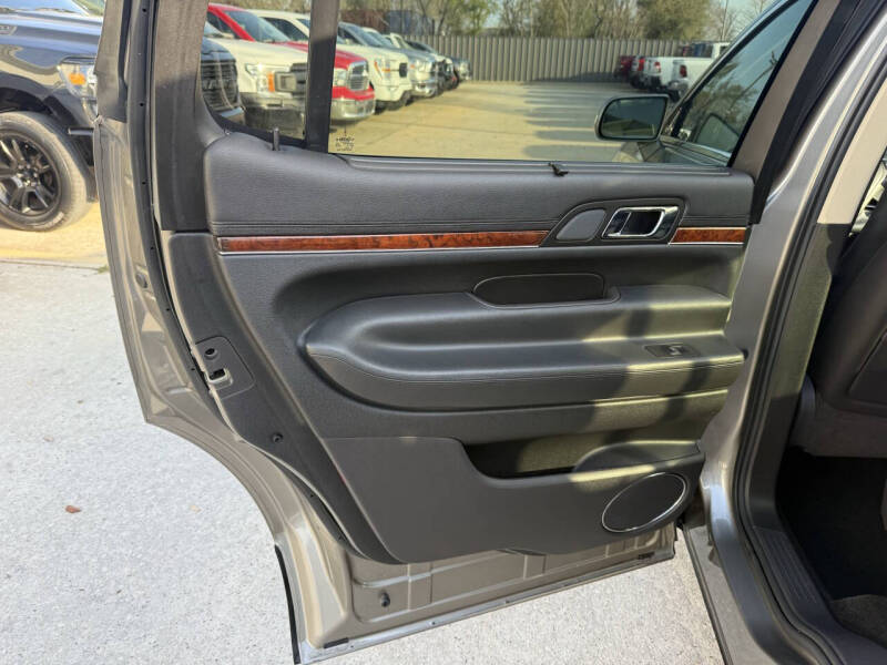 2016 Lincoln MKT EcoBoost
