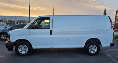 2017 Chevrolet Express 2500