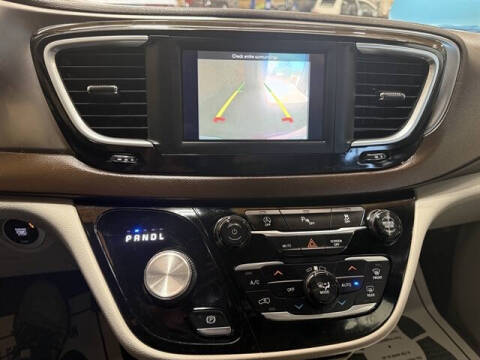 2018 Chrysler Pacifica Touring L