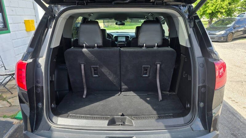 2017 GMC Acadia SLT-1