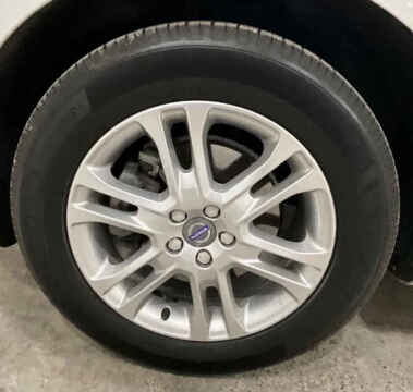 2016 Volvo XC60 T5 Platinum