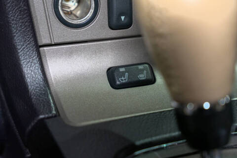 2005 Ford Thunderbird Deluxe
