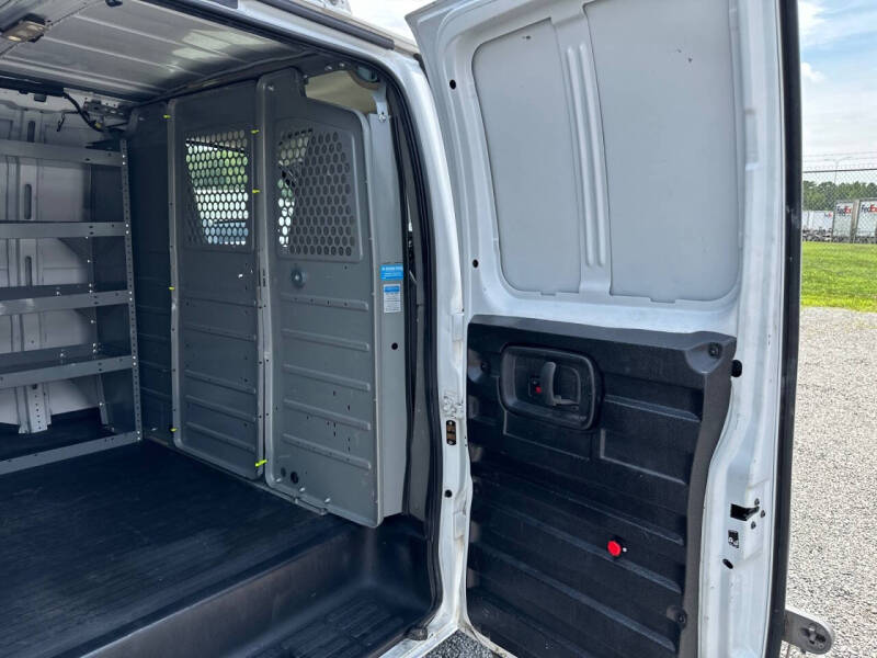 2022 Chevrolet Express 2500