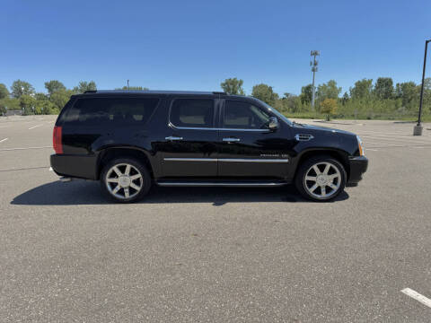 2014 Cadillac Escalade ESV Luxury