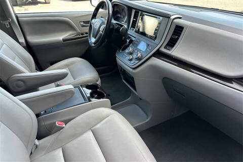 2020 Toyota Sienna
