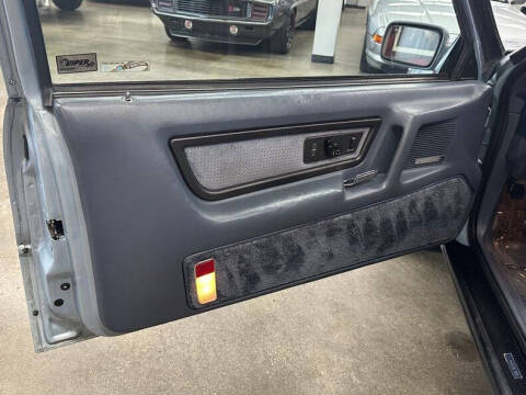1990 Lincoln Mark VII LSC