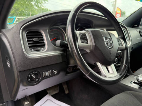 2014 Dodge Charger SXT