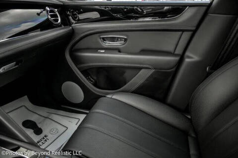 2024 Bentley Bentayga Hybrid