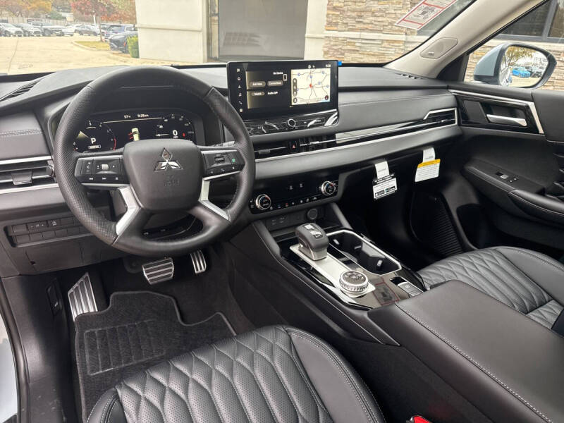 2026 Mitsubishi Outlander SEL