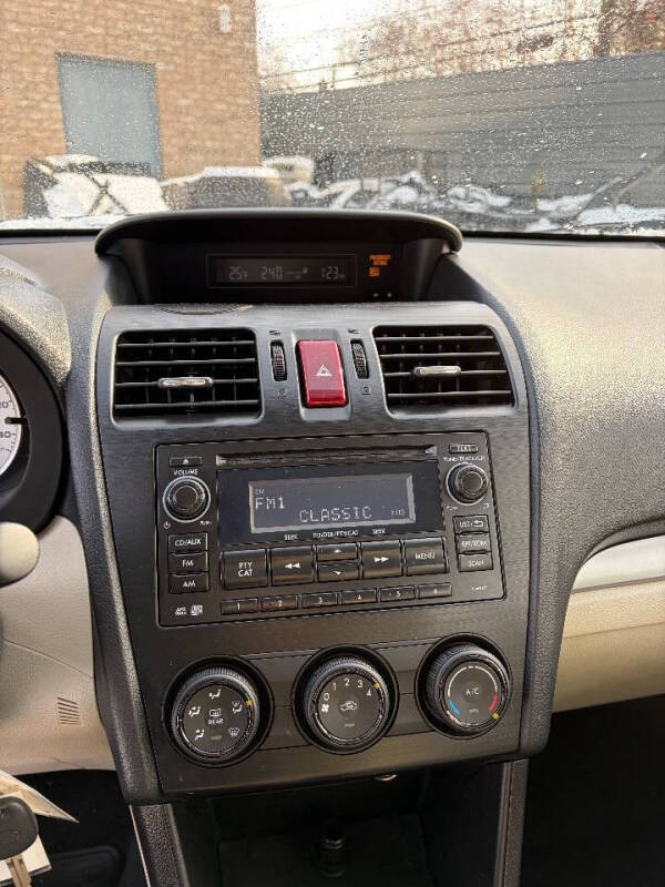 2013 Subaru Impreza 2.0i Premium