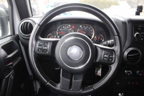 2017 Jeep Wrangler Willys Wheeler