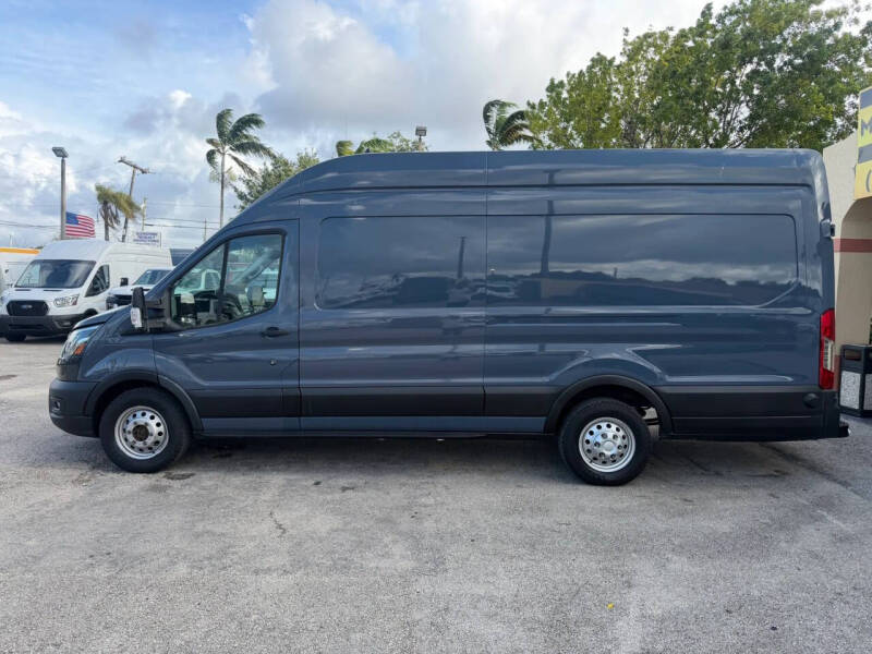 2023 Ford Transit 250