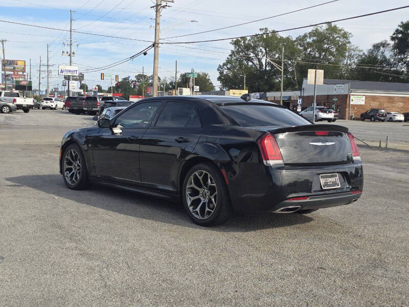 2018 Chrysler 300 S