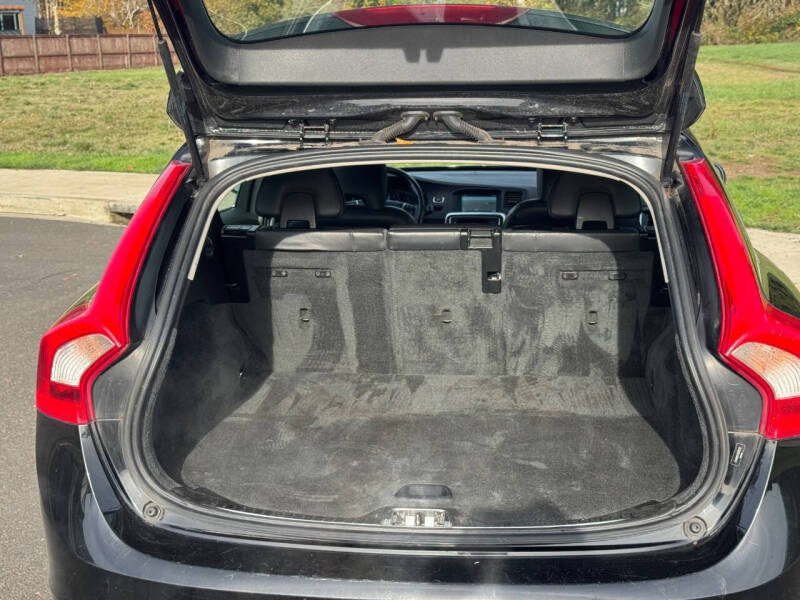 2016 Volvo V60 T5 Drive-E Premier