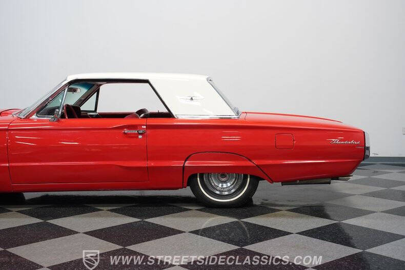 1965 Ford Thunderbird