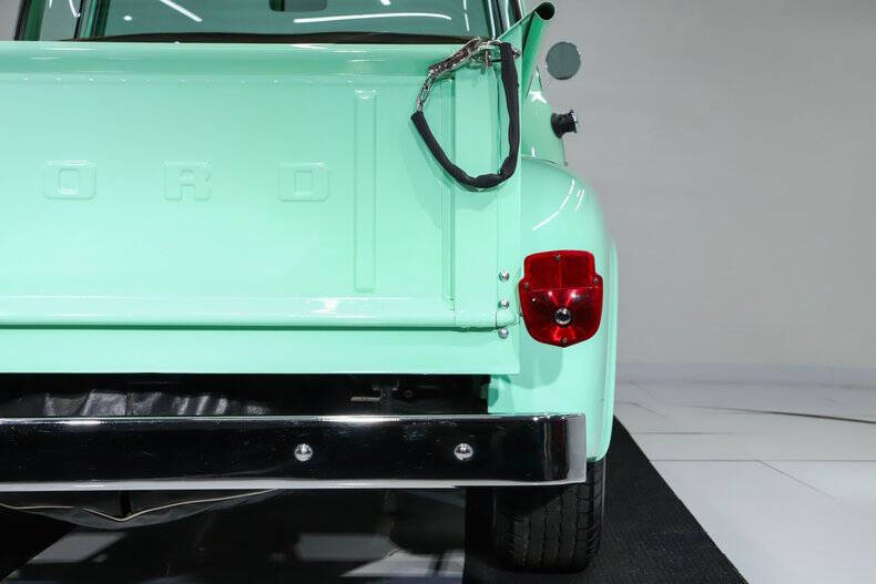 1956 Ford F-100