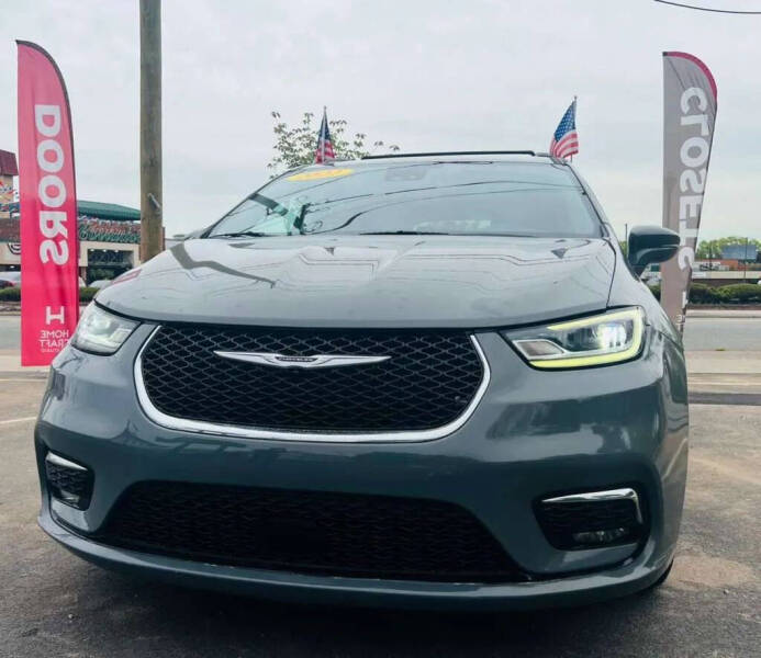 2022 Chrysler Pacifica Touring L