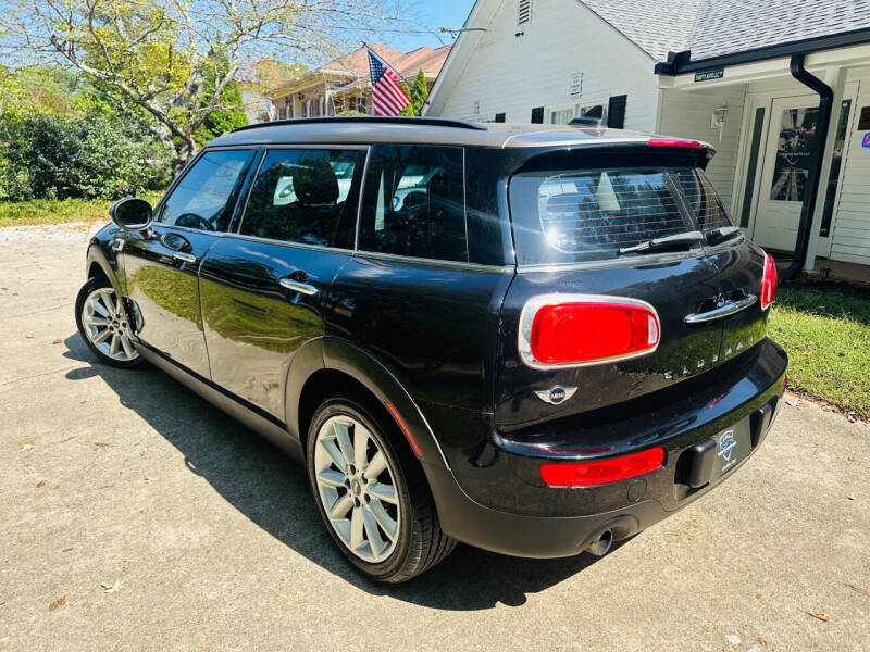 2016 MINI Clubman Base photo 2