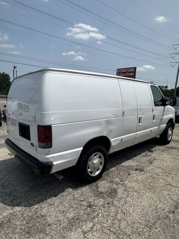 2014 Ford E-Series E-150