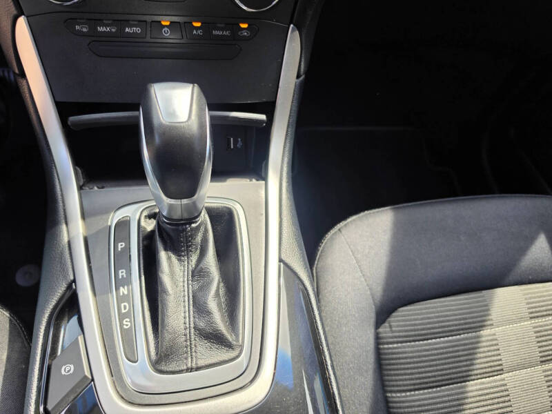 2017 Ford Edge SEL