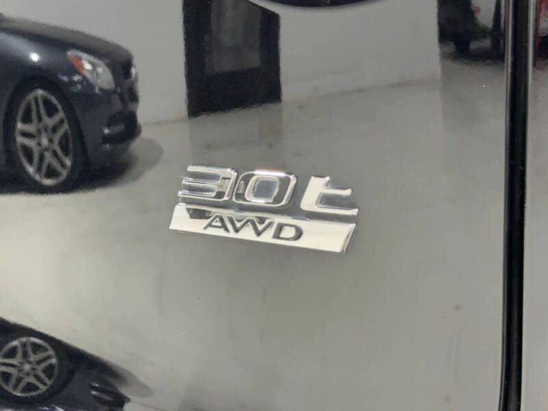 2020 Jaguar F-PACE 30t Prestige