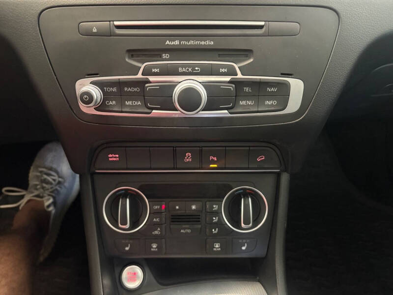 2016 Audi Q3 2.0T quattro Premium Plus