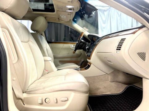 2011 Cadillac DTS Platinum Collection