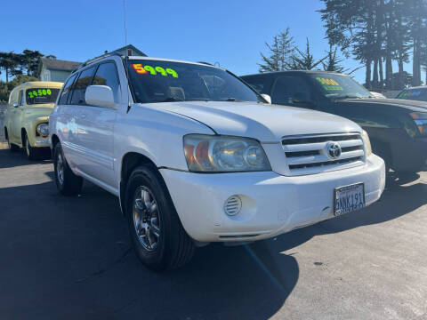 2005 Toyota Highlander for sale at Cuquis Cars in Marina CA