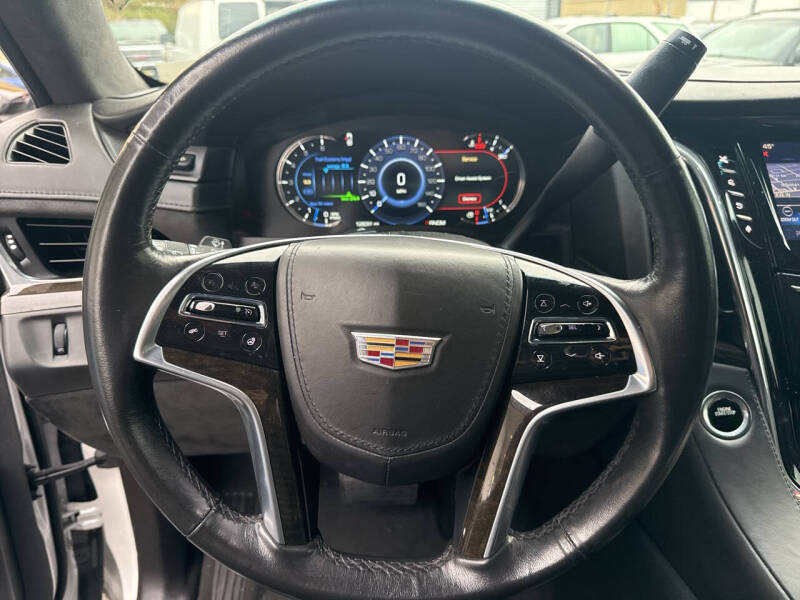 2016 Cadillac Escalade Platinum