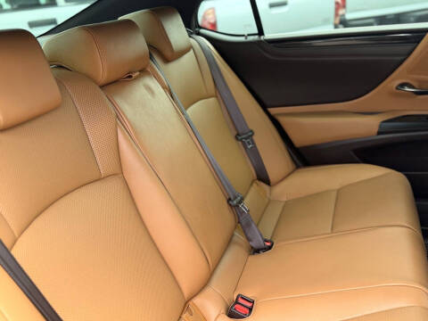 2020 Lexus ES 350
