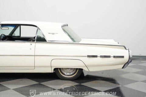 1962 Ford Thunderbird