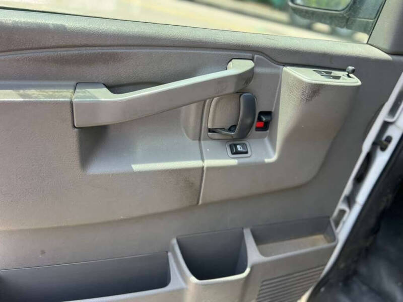 2020 Chevrolet Express 2500