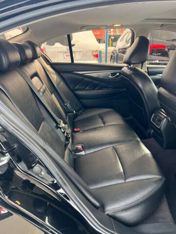 2017 Infiniti Q50 2.0T