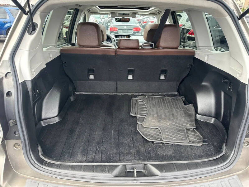 2017 Subaru Forester 2.5i Touring