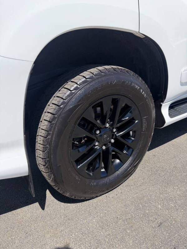 2017 Lexus GX 460