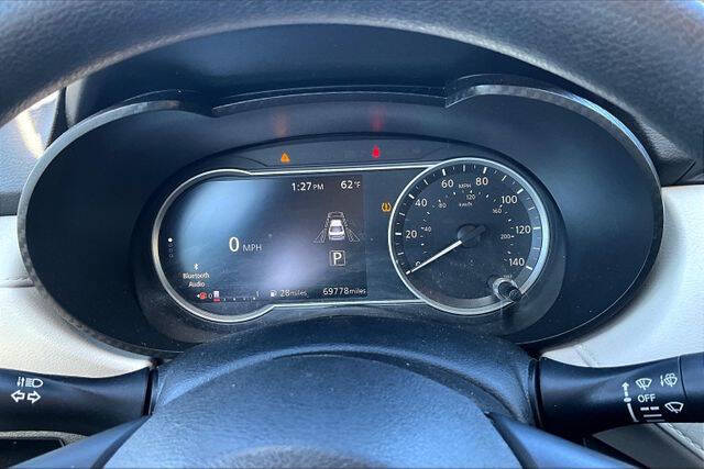 2021 Nissan Versa SV