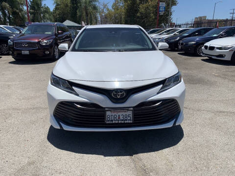 2018 Toyota Camry LE
