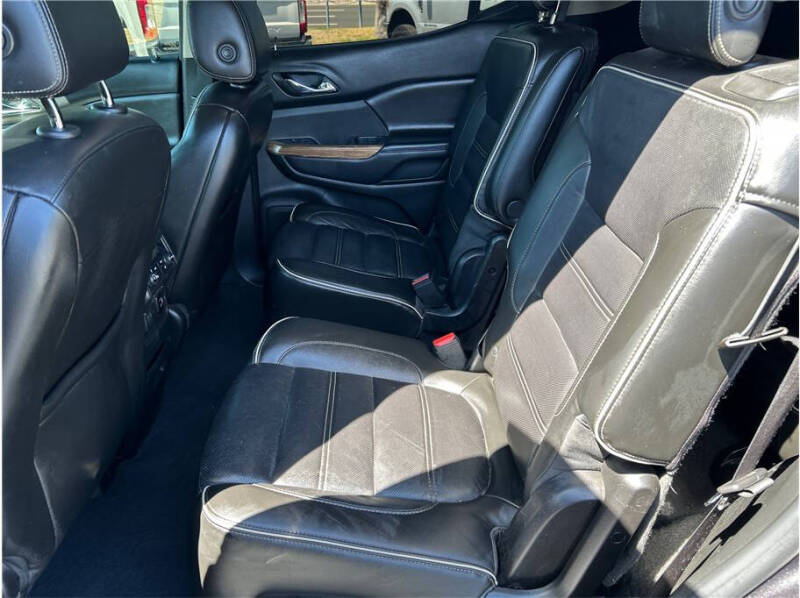 2017 GMC Acadia Denali