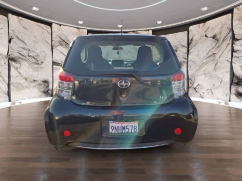 2013 Scion iQ