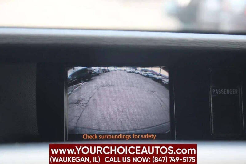 2012 Toyota Sienna LE Mobility 7-Passenger