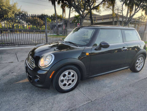 2013 MINI Hardtop for sale at Sofka Motors LLC in Pompano Beach FL