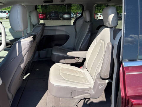 2018 Chrysler Pacifica Touring L Plus