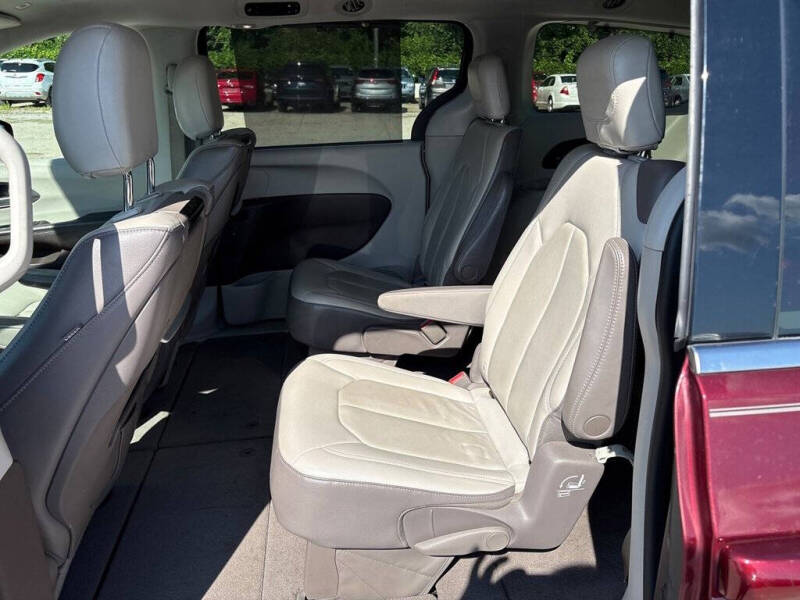 2018 Chrysler Pacifica Touring L Plus