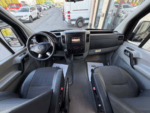 2014 Mercedes-Benz Sprinter 2500