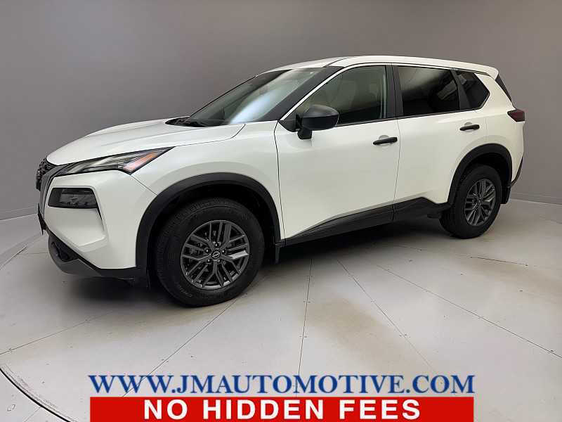 2023 Nissan Rogue S's photo